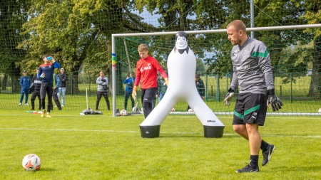 Надувной манекен футболиста Air-Body DUO