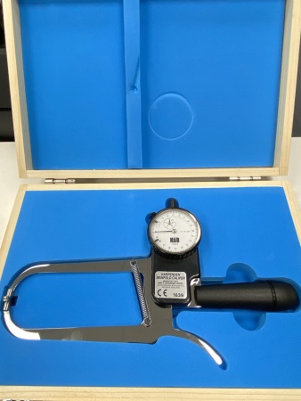 Измеритель массы тела (калипер) Harpenden Skinfold Caliper with Calibration Dowel