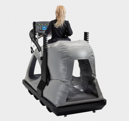 Беговая дорожка Boost One с Woodway 4Front